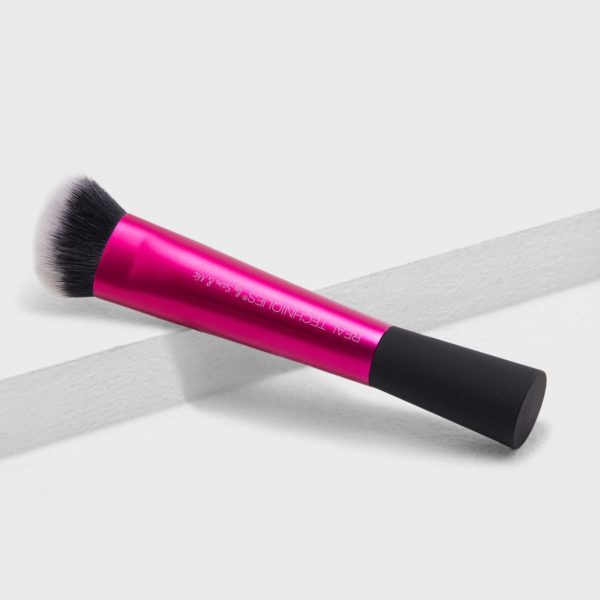 SCULPTING BRUSH BROCHA PARA CONTORNO Real Techniques
