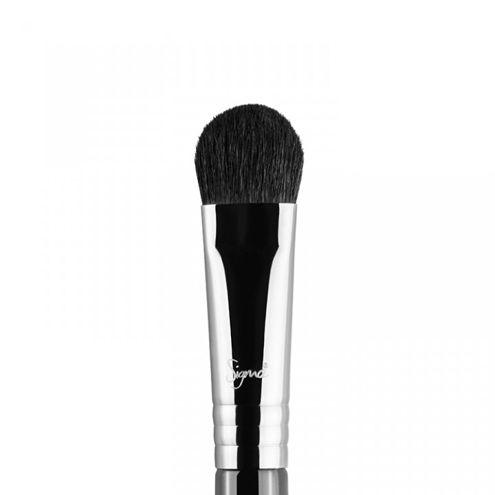 E50 LARGE FLUFF BRUSH Sigma