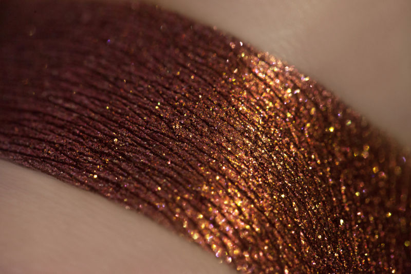 TAMMY TANUKA PIGMENTO - ENCHANTED BY HIS TREASURES - Imagen 3