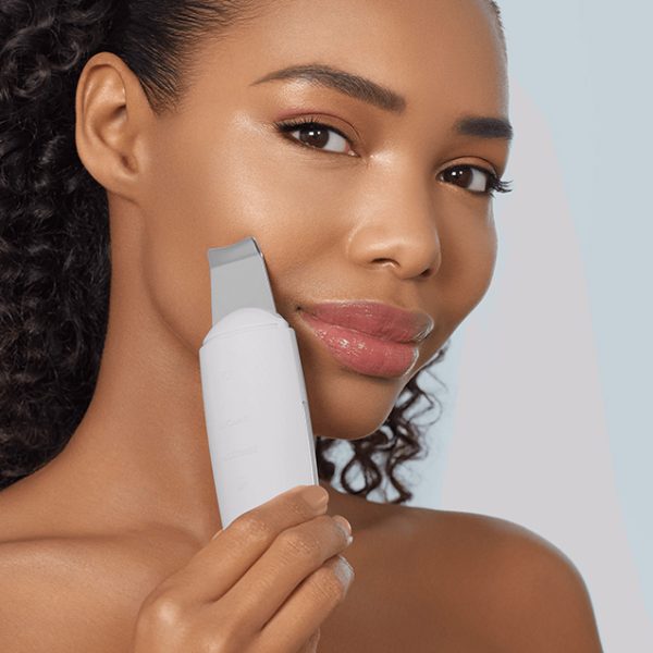 Geske - MicroCurrent Skin Scrubber & Blackhead Depurador Puntos negros | 9 en 1 | White rose gold